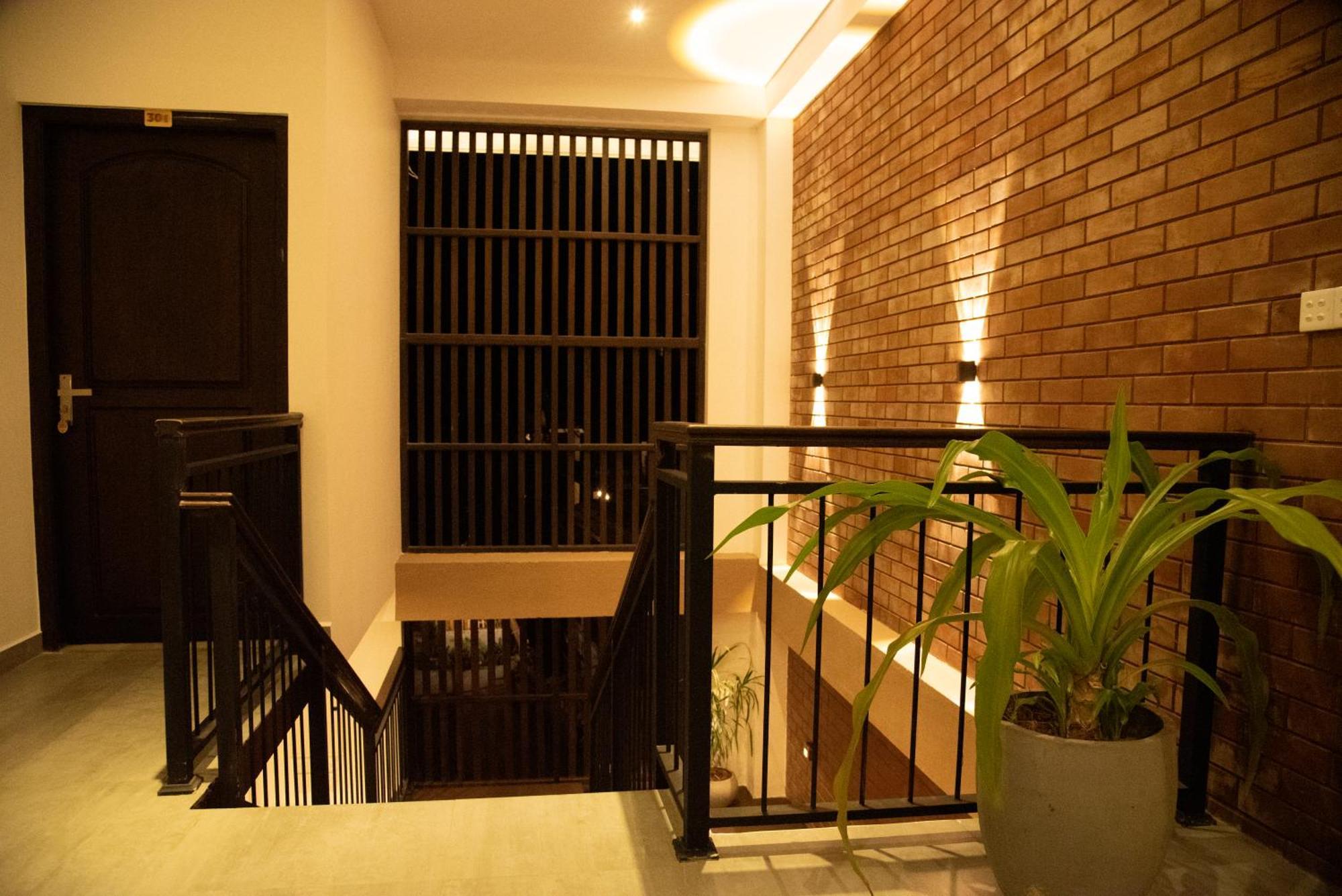 Ever Breeze Ella Hotel Экстерьер фото